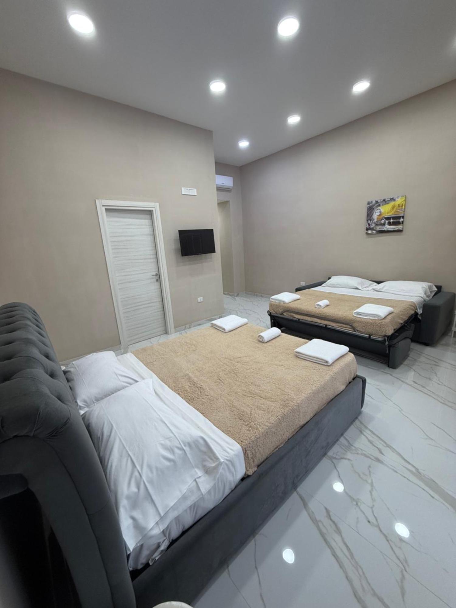 Apartament Valentino Caracciolo 105 Neapol Zewnętrze zdjęcie