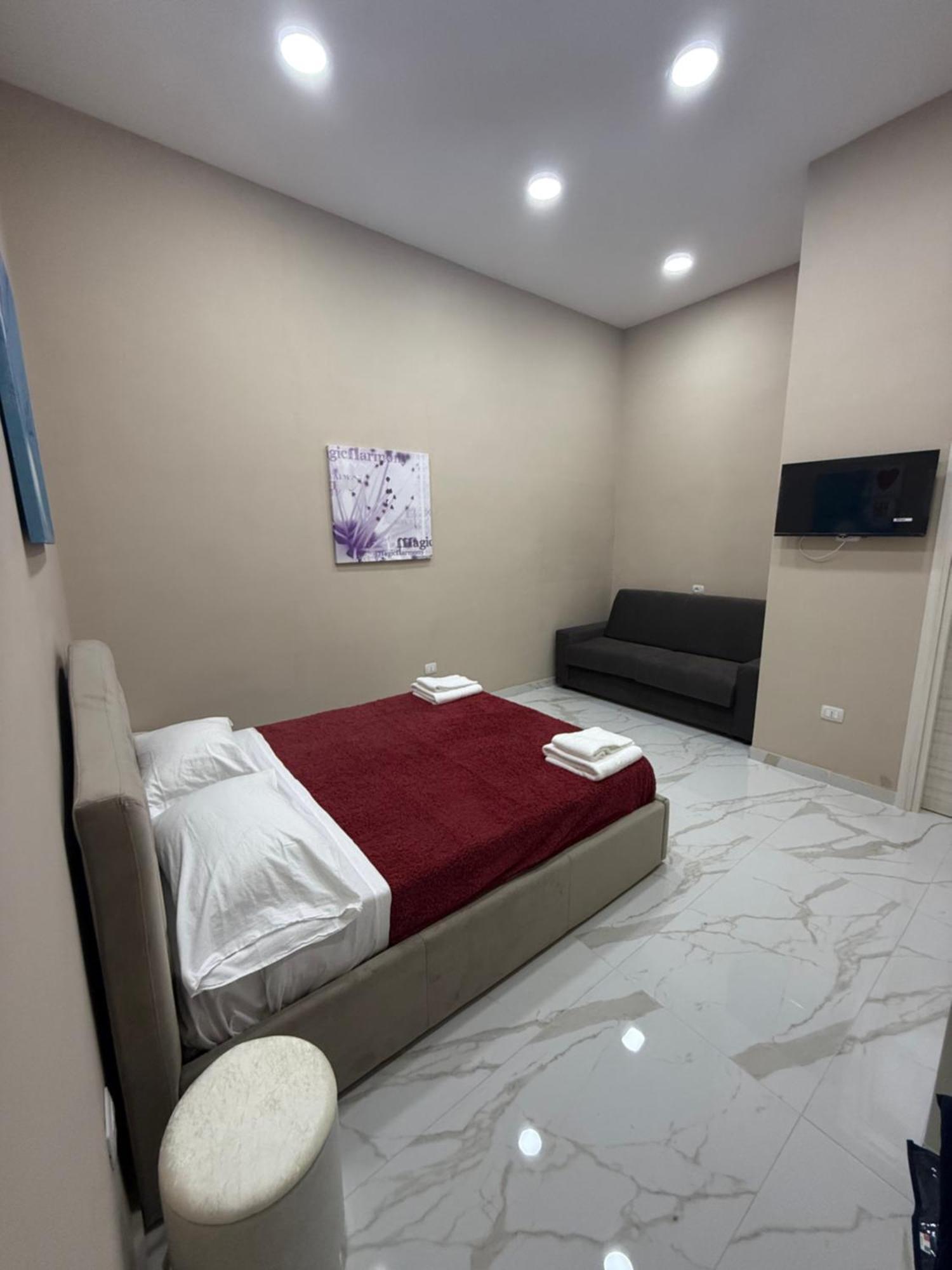 Apartament Valentino Caracciolo 105 Neapol Zewnętrze zdjęcie