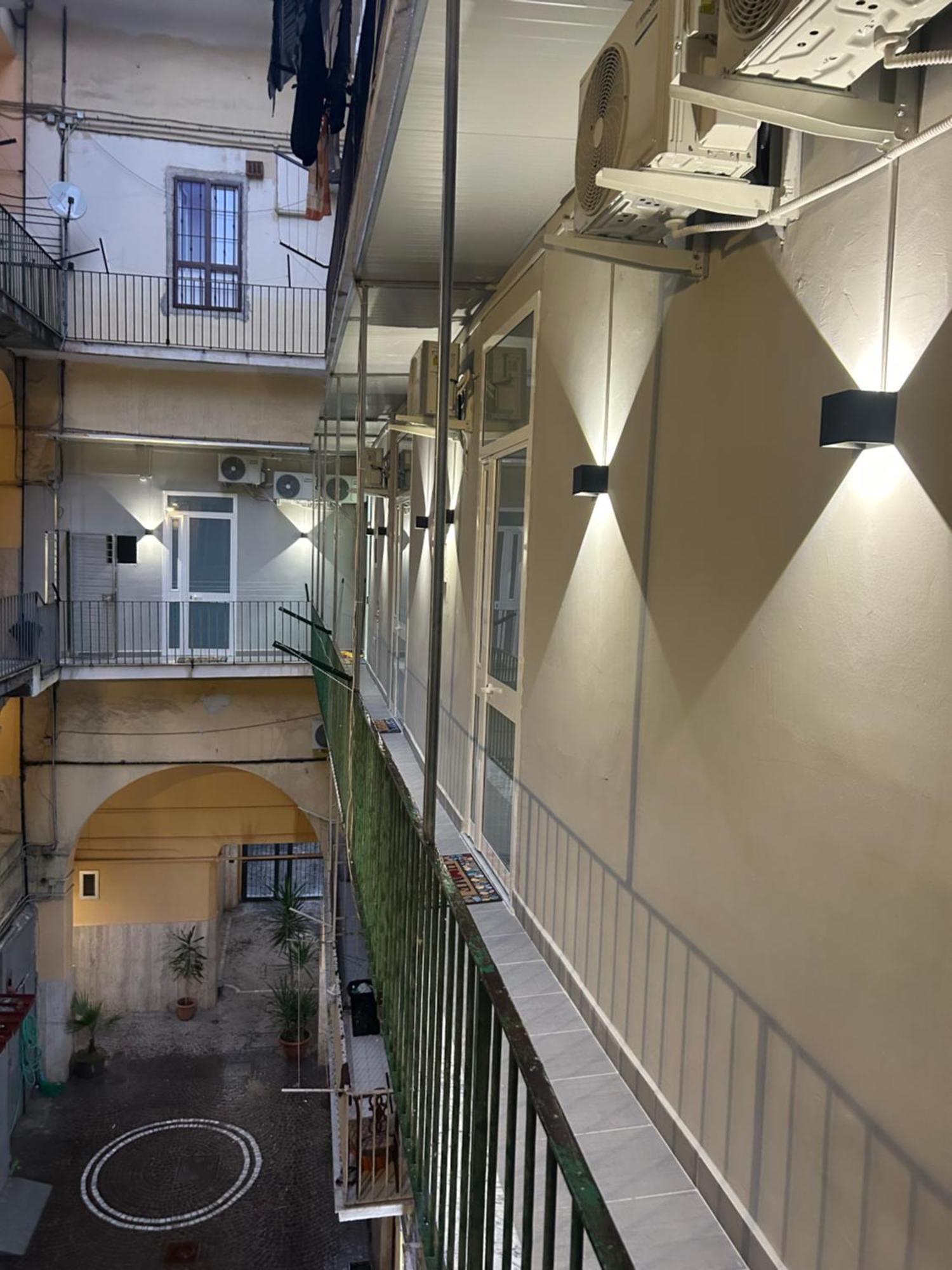 Apartament Valentino Caracciolo 105 Neapol Zewnętrze zdjęcie