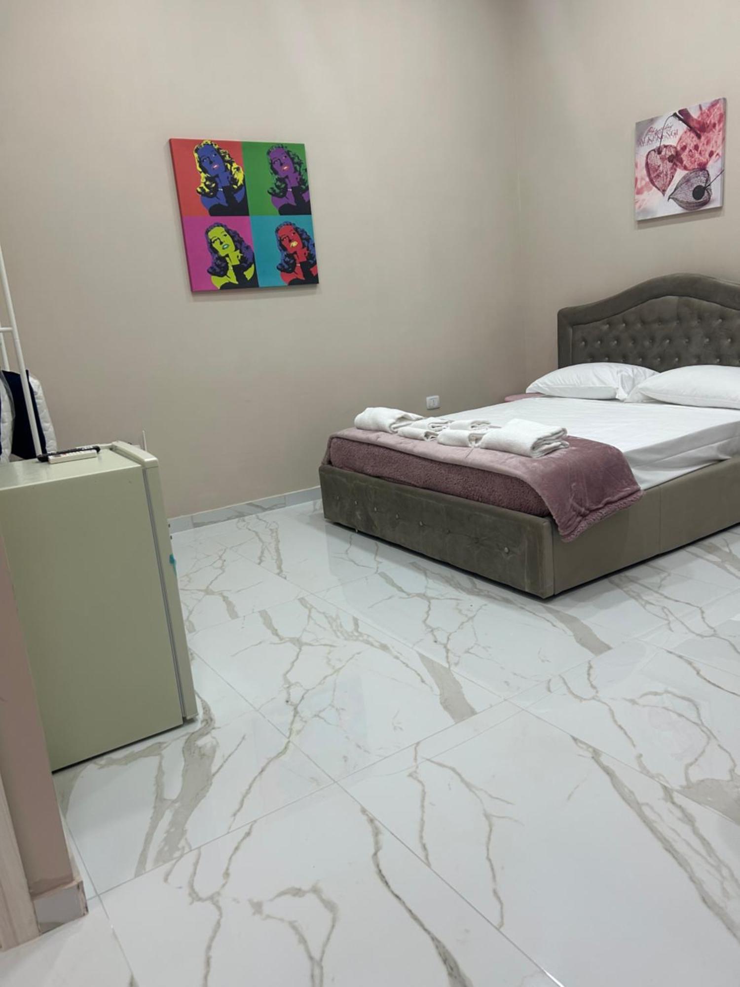 Apartament Valentino Caracciolo 105 Neapol Zewnętrze zdjęcie