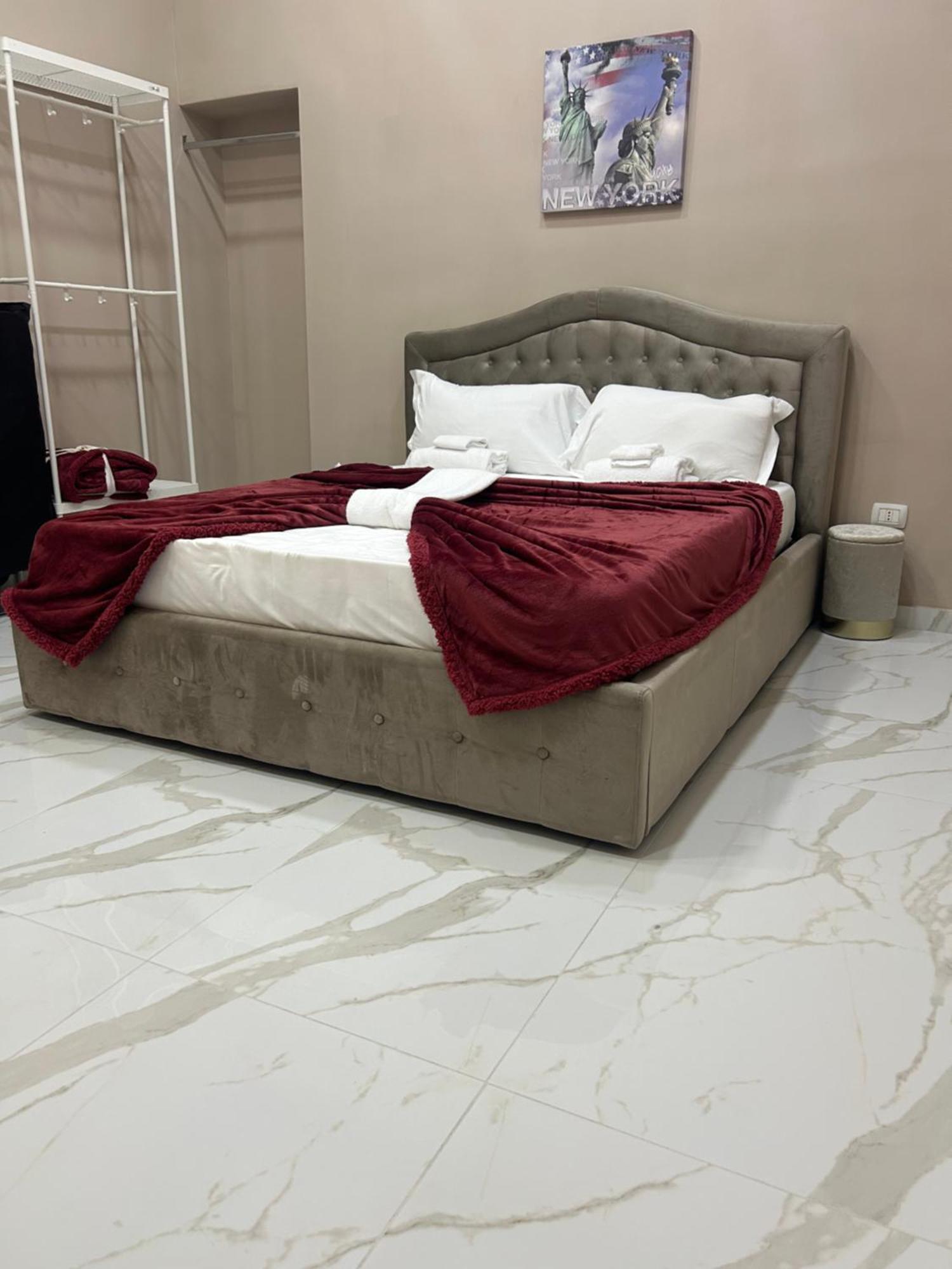 Apartament Valentino Caracciolo 105 Neapol Zewnętrze zdjęcie