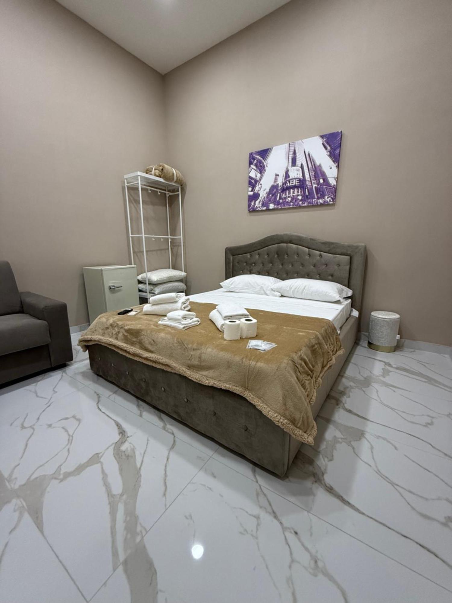 Apartament Valentino Caracciolo 105 Neapol Zewnętrze zdjęcie