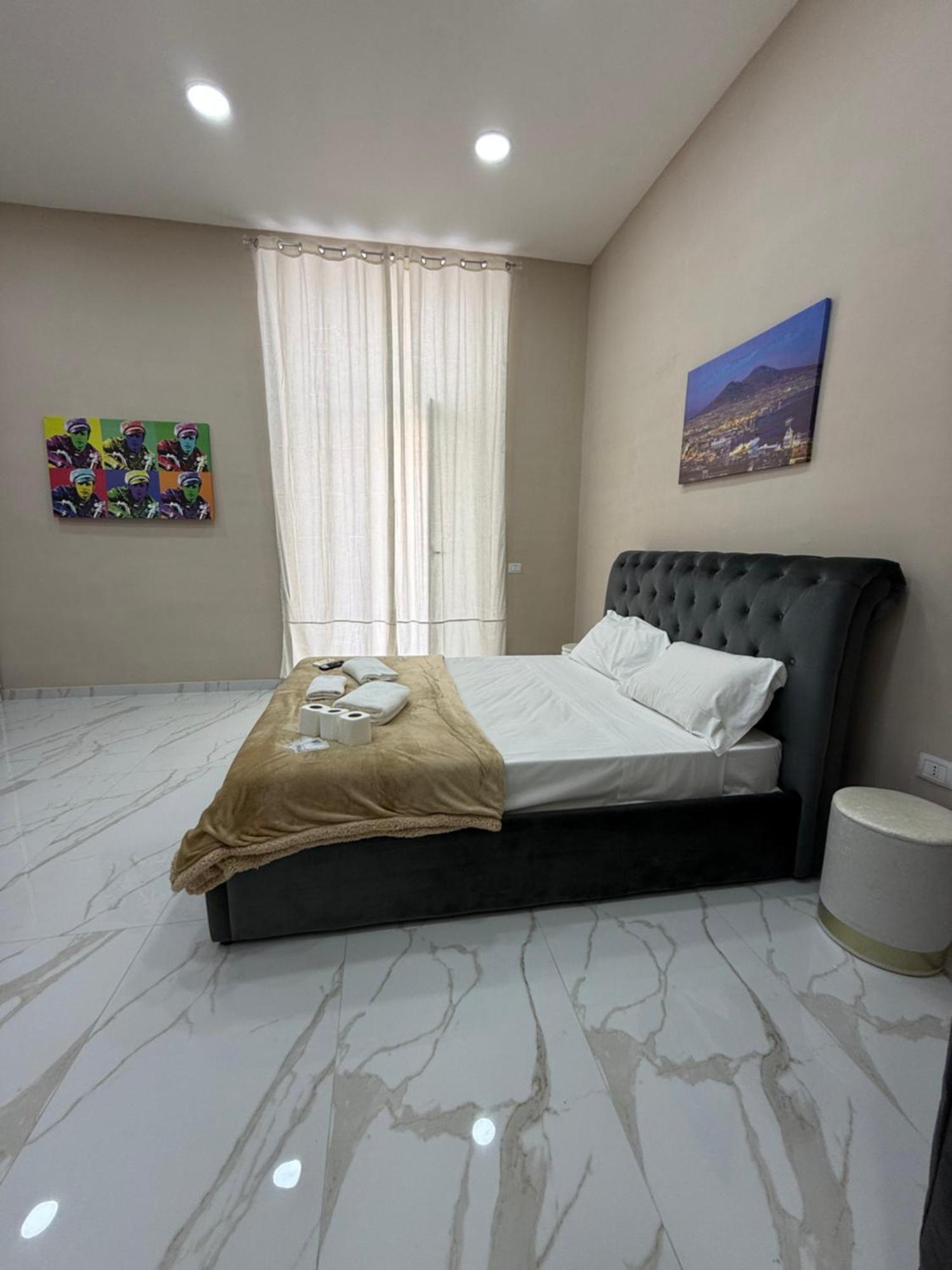 Apartament Valentino Caracciolo 105 Neapol Zewnętrze zdjęcie