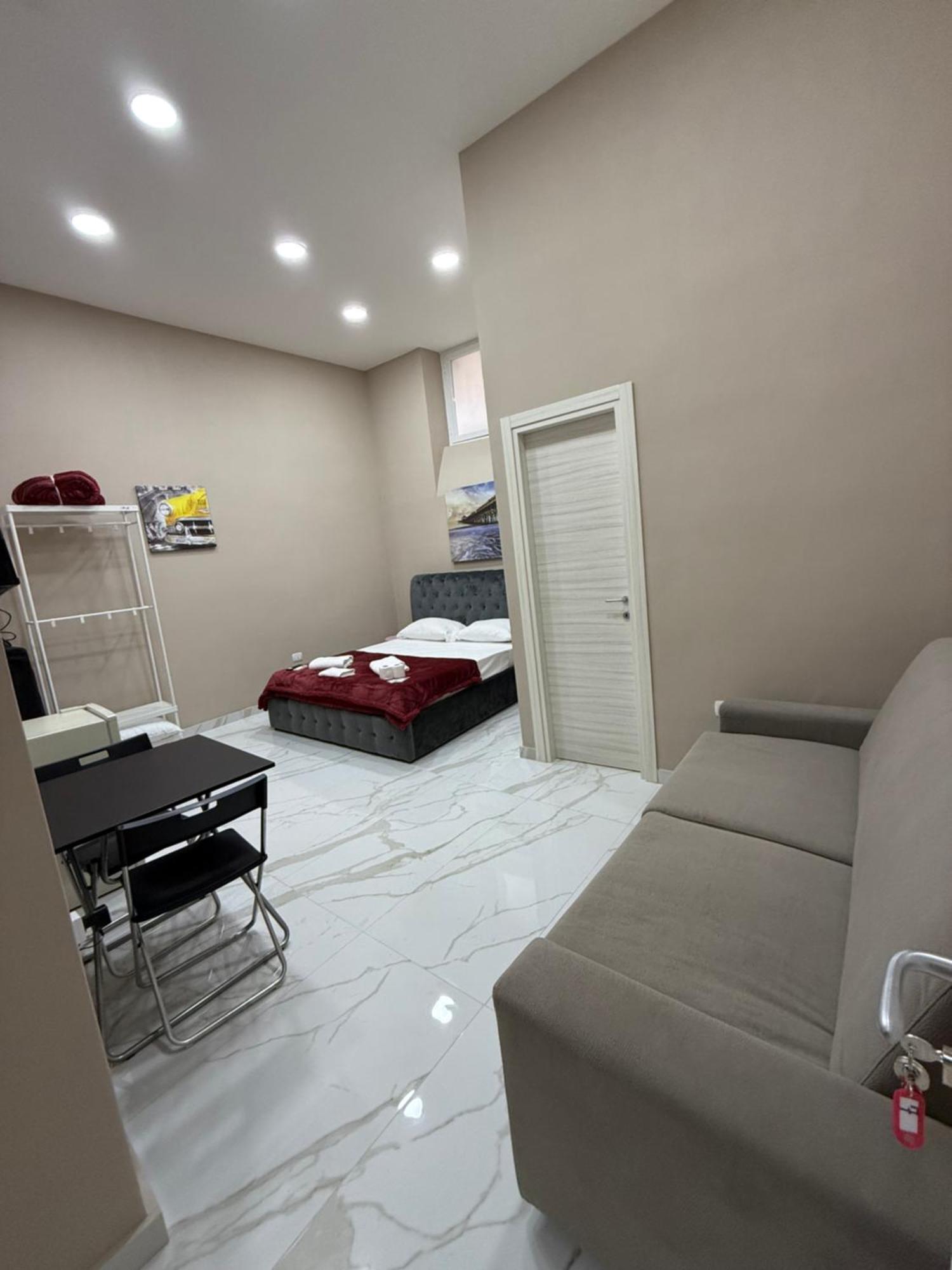 Apartament Valentino Caracciolo 105 Neapol Zewnętrze zdjęcie