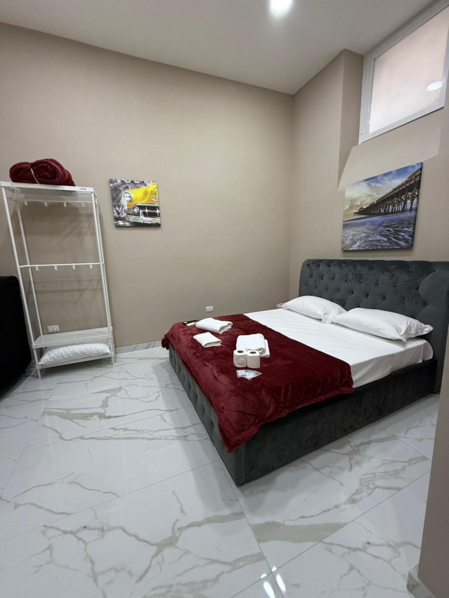 Apartament Valentino Caracciolo 105 Neapol Zewnętrze zdjęcie