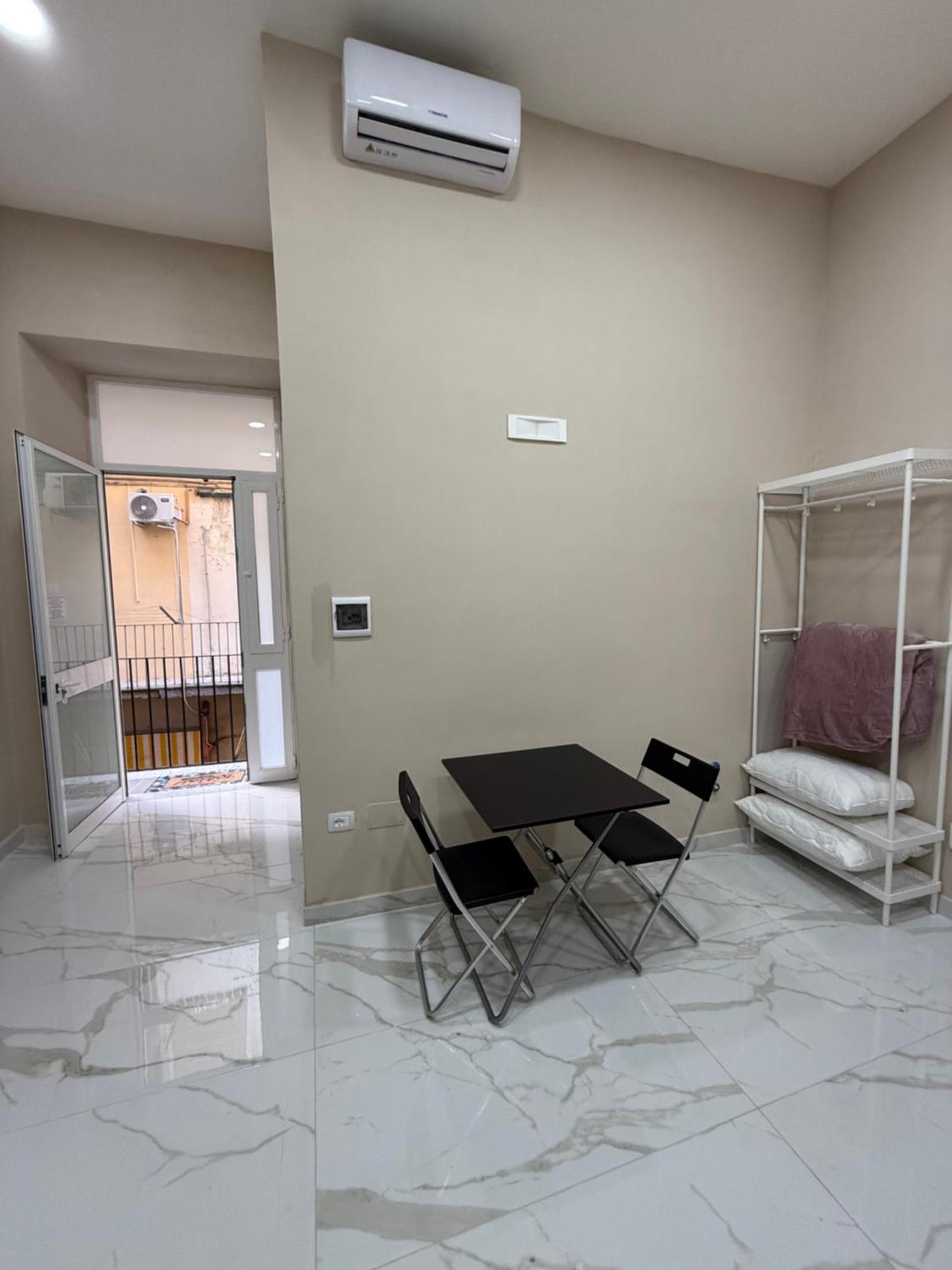 Apartament Valentino Caracciolo 105 Neapol Zewnętrze zdjęcie