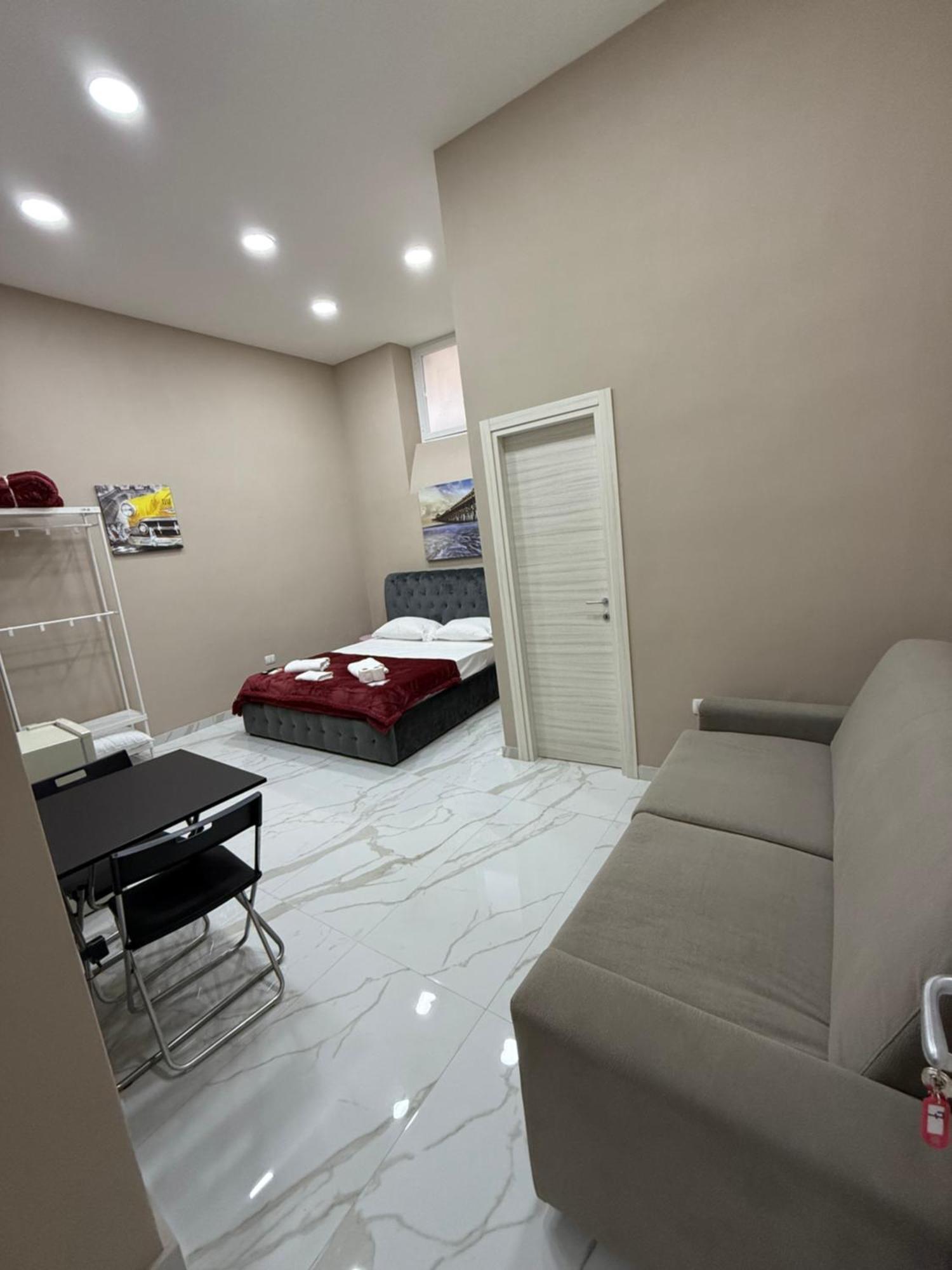 Apartament Valentino Caracciolo 105 Neapol Zewnętrze zdjęcie